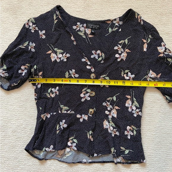 Topshop Crop Button Up Blouse - Picture 6 of 7